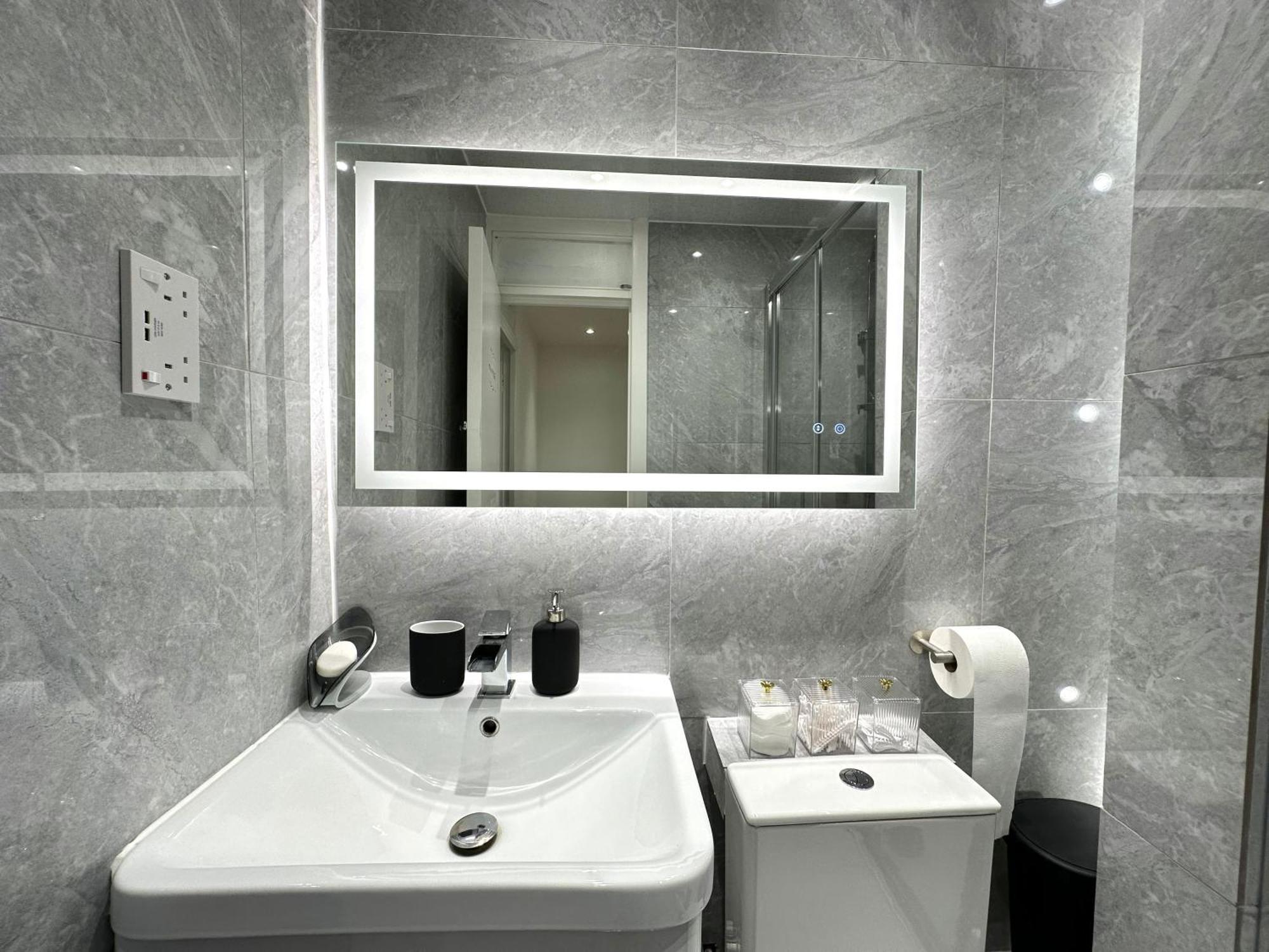 Appartamento Stunning Flat: Near Wembley Stadium!